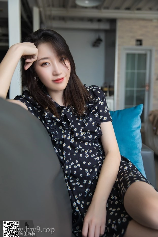 [绅士摄影] 008 亚茹[44P-176.3M]