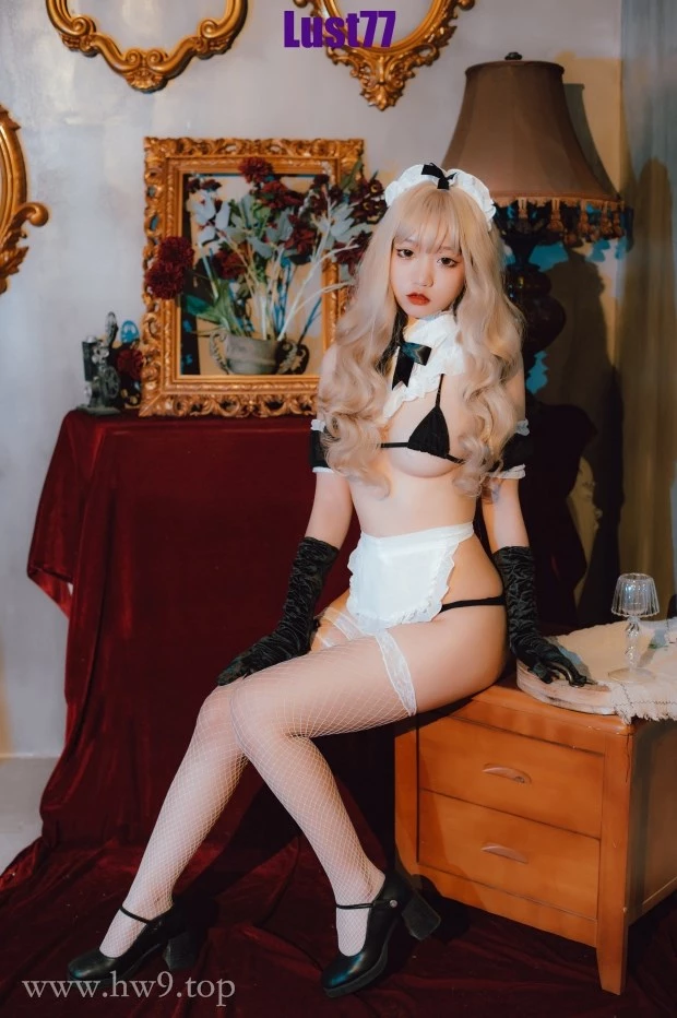 柒柒要乖哦丨COS合集[已更64期]