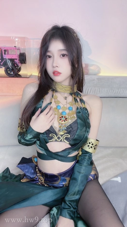 小小奶瓶儿@虎牙丨COS合集[已更9期]