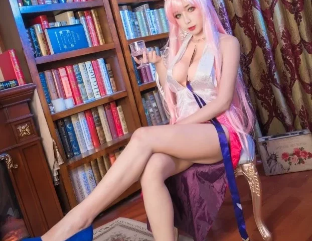 雯粥粥i丨COS合集[已更27期]