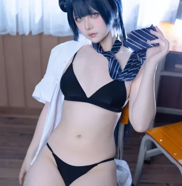 屿鱼 – No.066 蔚蓝档案 妃咲JK[61P-798.2M]