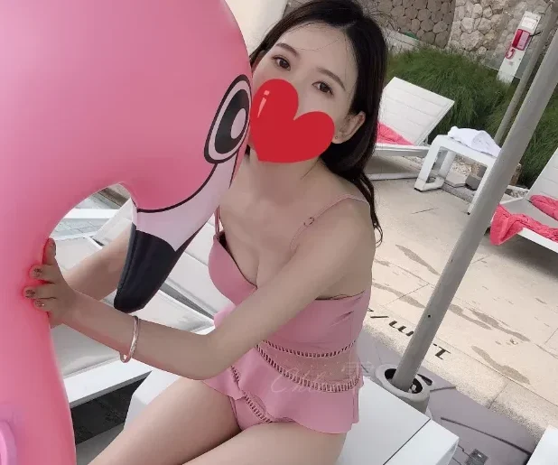 chloe霏霏霏丨私拍合集[已更34期]