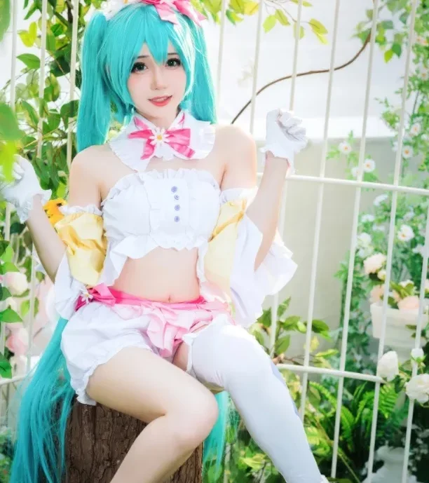 焖焖碳 – NO.050 初音未来 复活节兔子[22P-162.7M]